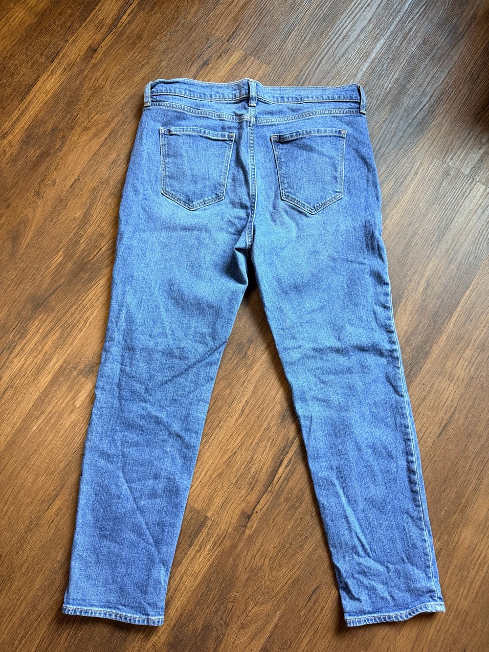 Old Navy Boyfriend Mid-Rise Jeans